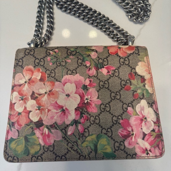 Gucci Dionysus GG Supreme . Small. Shoulder /Crossbody Bag 8”x7”x2” - Picture 2 of 15